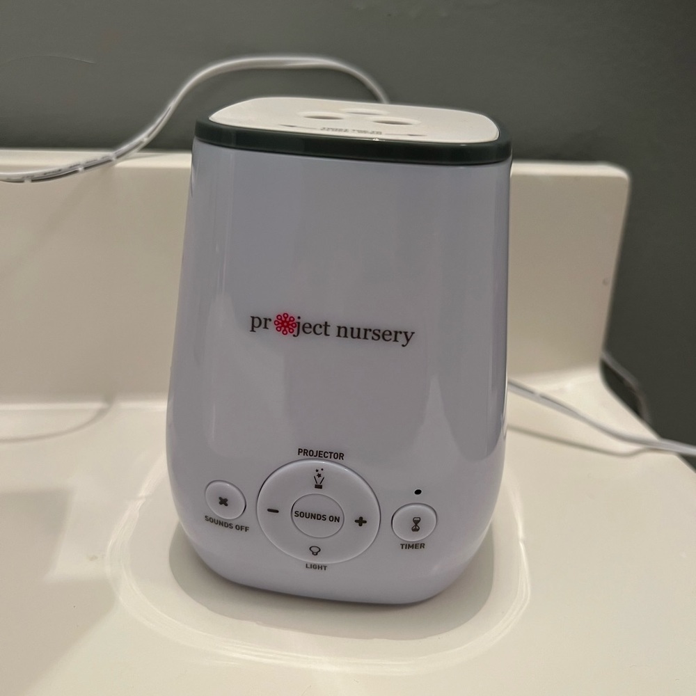 Project Nursery Sound Machine/Light/Projector